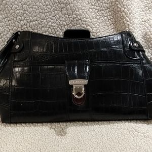 Woman's purse . Liz Claiborne